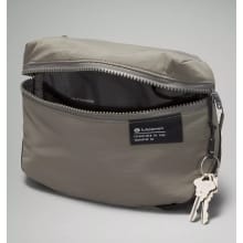 Product image of lululemon Everywhere Belt Bag
