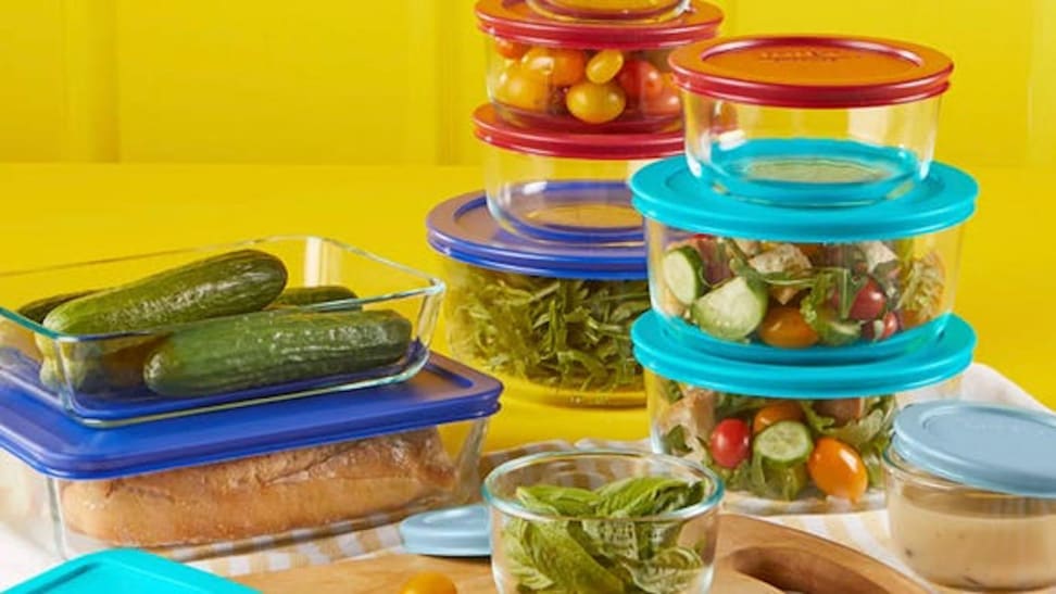 This Kohl's deal on this top-rated Pyrex set is too good to skip.