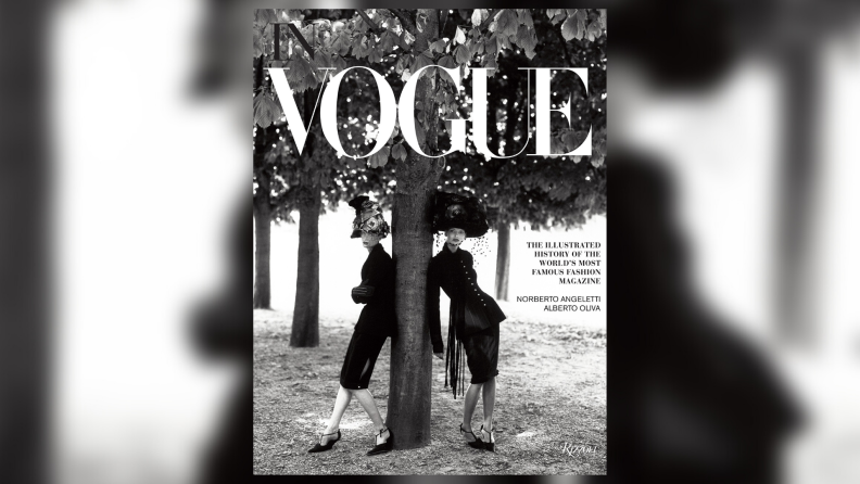 The cover of In Vogue: An Illustrated History of the World's Most Famous Fashion Magazine.