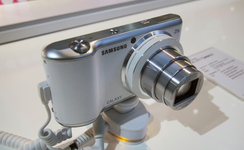 Samsung-Galaxy-Camera-2-Vanity.jpg