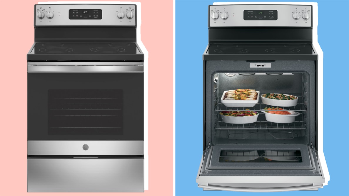 Side-by-side shots of the GE JB645RKSS Electric Range closed and open with food inside.