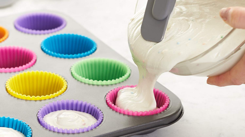 AmazonBasics Silicone Baking Cups