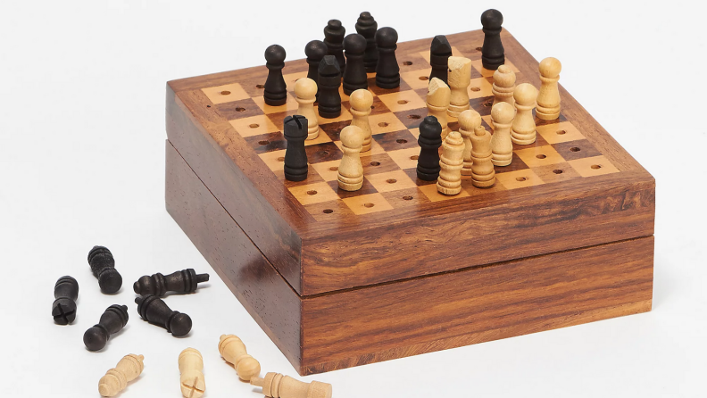 Mini chess set