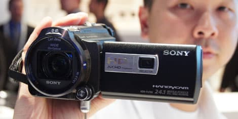 Sony HDR-PJ760V First Impressions Camcorder Review - Reviewed