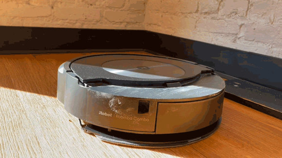 iRobot® Roomba Combo™ j7+ Robot Vacuum and Mop 