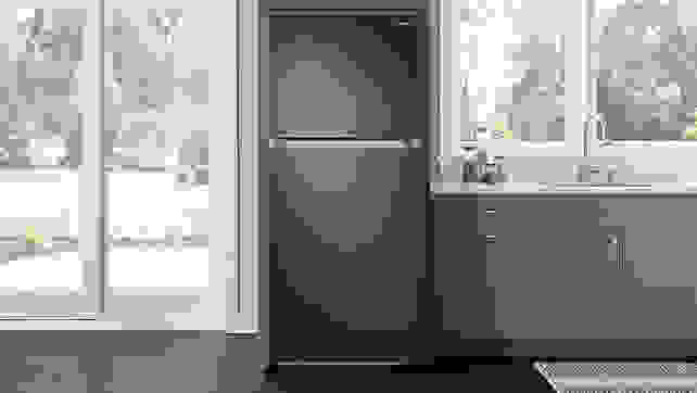 Samsung-RT18M621SSG-refrigerator