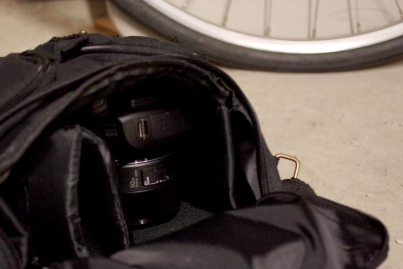 CANVAS-BAG-OPEN-BIKE.jpg