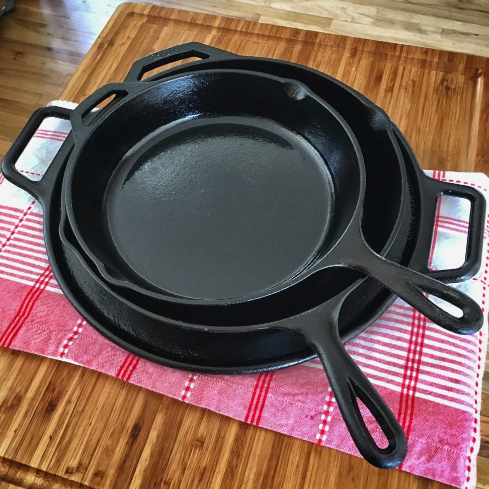 How to Clean a Cast-Iron Skillet, Cooking School