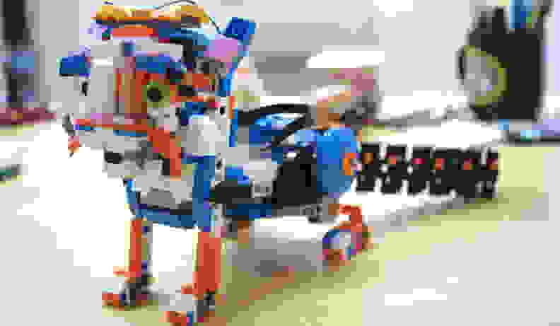 The cat model from the LEGO BOOST kit