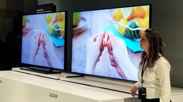 Samsung-8K-show-floor