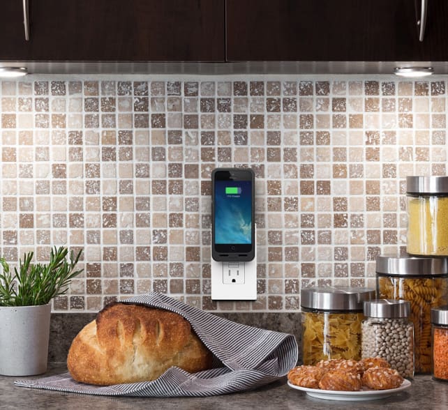 pocketplug_lifestyle_kitchen.jpg