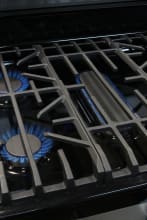 Frigidaire FPGF3077QF Burners 2