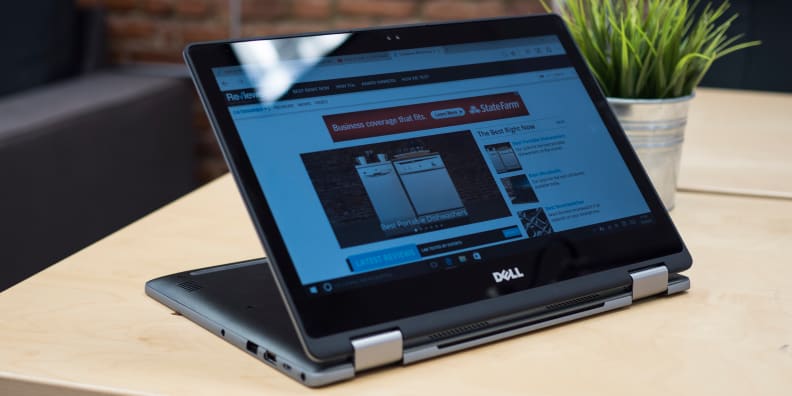 Dell Inspiron 13 7000 2-in-1 stand mode