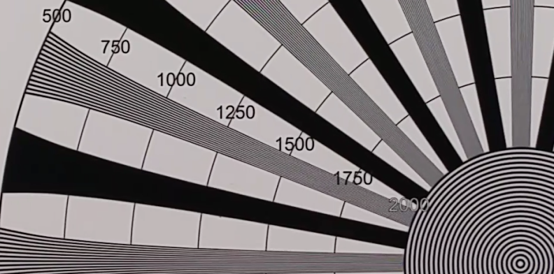 100% crop of the 4K resolution chart as shot by the LG G Flex 2.