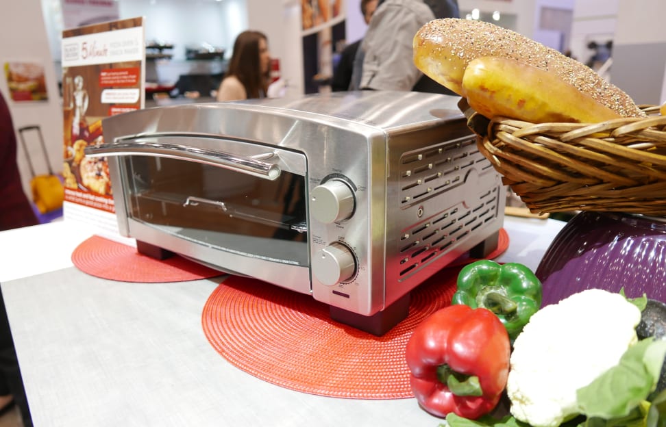 This Pizza Oven Can Cook Your Pies in 5 Minutes Flat - Reviewed