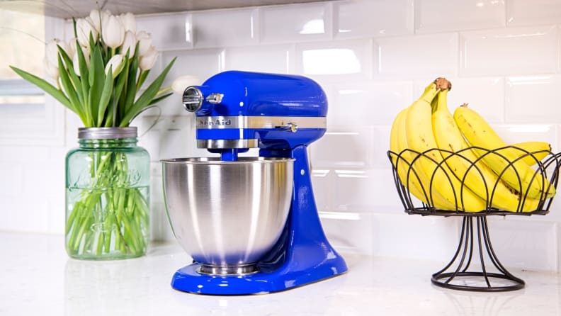 Which KitchenAid Stand Mixer Size Is Right for Me? 4.5- vs. 5- vs. 6-Quart?  Size Does Matter! - Delishably