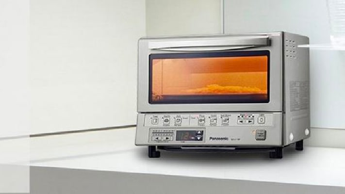 Panasonic's class-leading toaster, the Flash Xpress, is spectacular—but it cannot be muted.