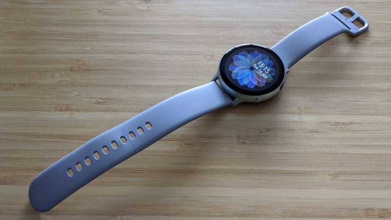 Samsung Galaxy Watch Active 2 on table