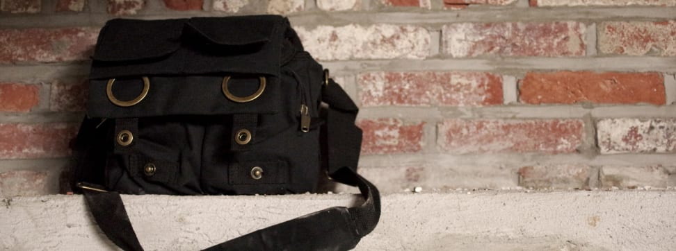 This is our review of the Retro DSLR Canvas Camera Bag from LoveCases.co.uk