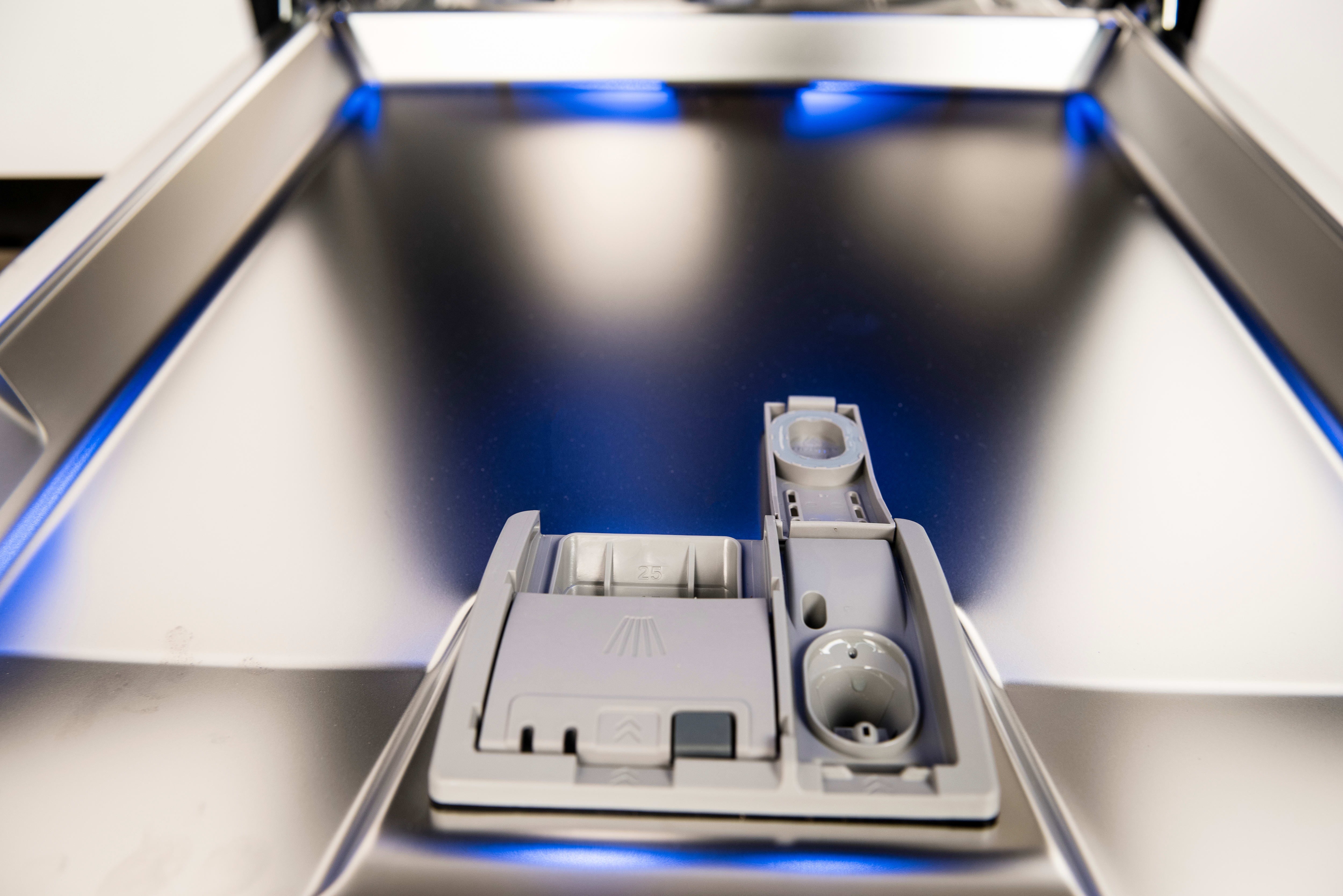 Thermador Sapphire DWHD650JPR Dishwasher Review Luxury Home