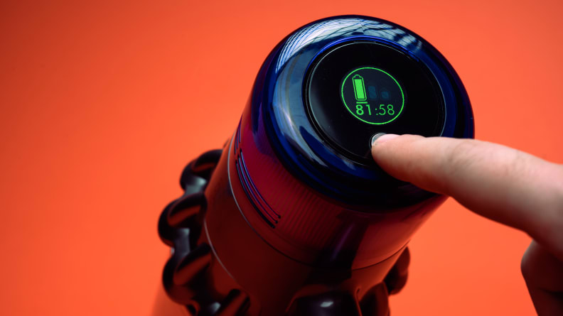The LCD screen gives you down to the second, how much cleaning time you have left.