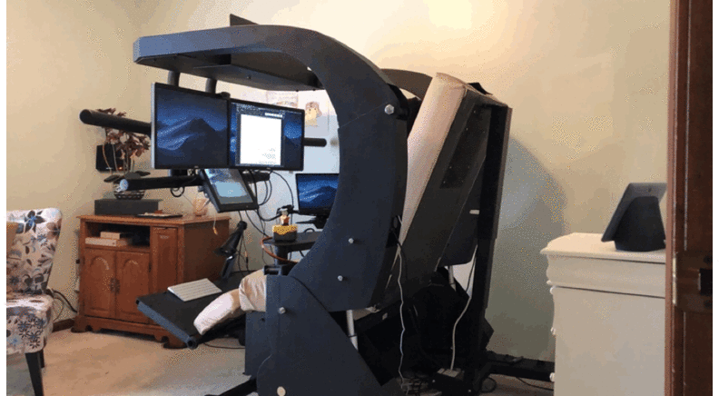 This Automatic Reclining Robotic Desk Might Be The Ultimate Workstation