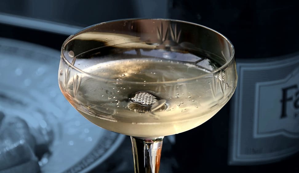 Champagne coupe