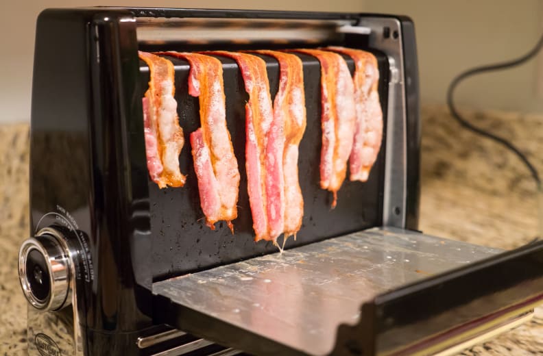  Customer reviews: Nostalgia BCN6BK Bacon Express Crispy Bacon  Grill