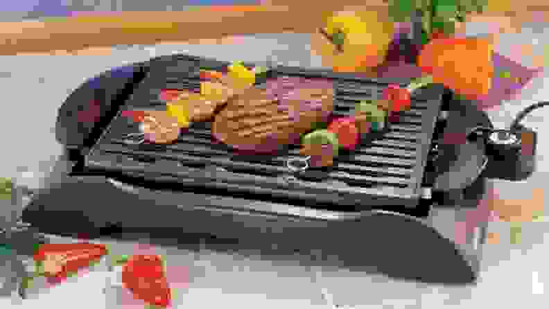 Zojirushi Indoor Electric Grill cooking steak and kebabs