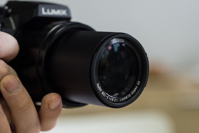 A photo of the Panasonic Lumix FZ300's lens.
