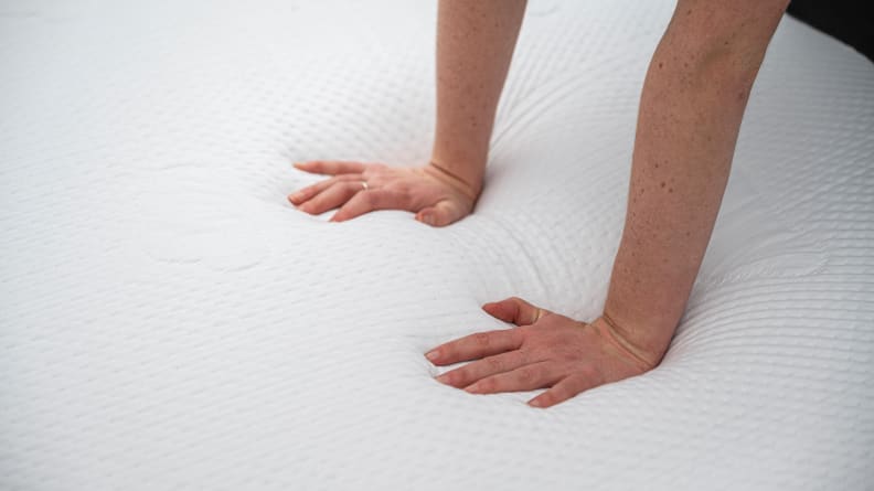 Official Puffy® Lux Hybrid Mattress