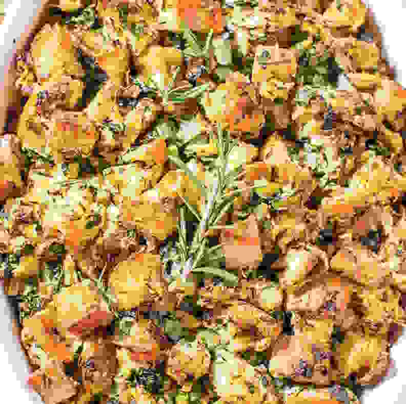 Classic Traditional Thanksgiving Stuffing