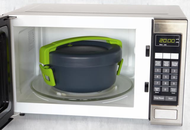 Kuhn Rikon Duromatic Micro Microwave Pressure Cooker
