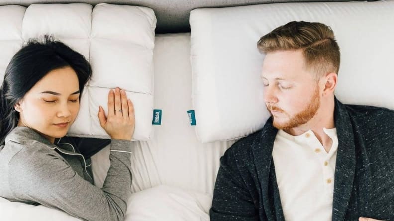 Leesa hybrid pillow