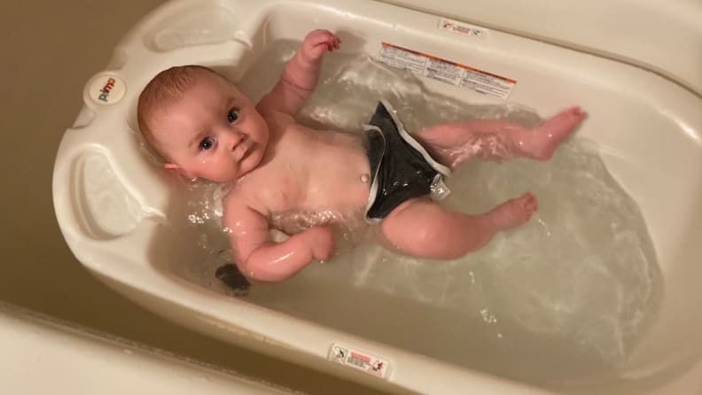 8 Best Baby Bathtubs Of 2022 Reviewed, Best Bathtub For Newborn To Toddler