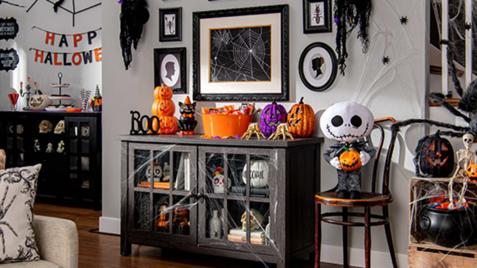 16 Halloween essentials from Walmart you can still get delivered Reviewed