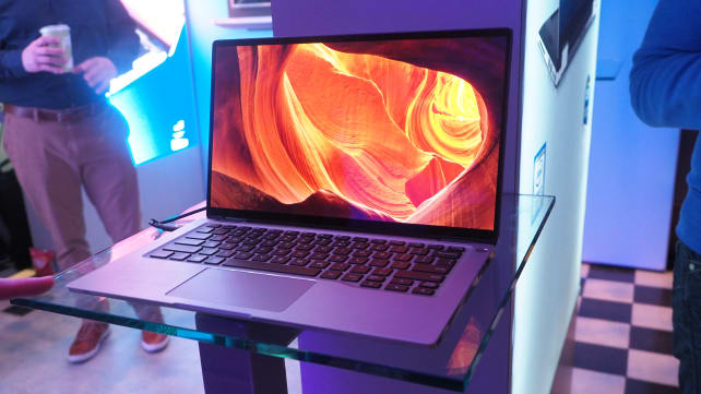 The Dell Latitude 14 7400