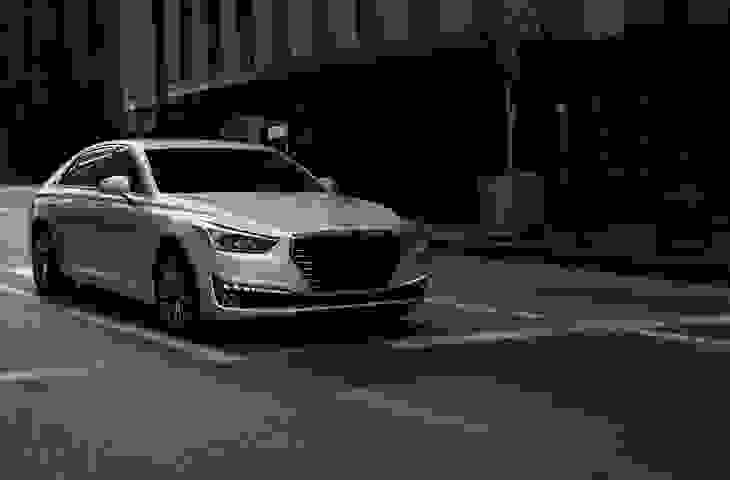 Genesis G90 flagship