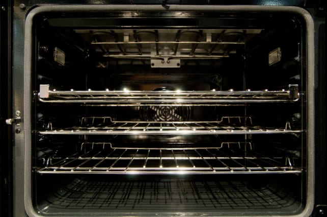 Benchmark wall oven cavity