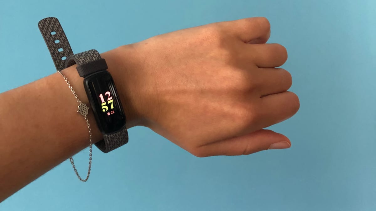 Fitbit Luxe review: Fashion over function?