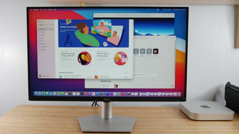 Dell S2721QS with Apple Mac Mini M1 on a desk