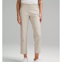 Product image of Women's Warpstreme Multi-Pocket Mid-Rise Golf Pant