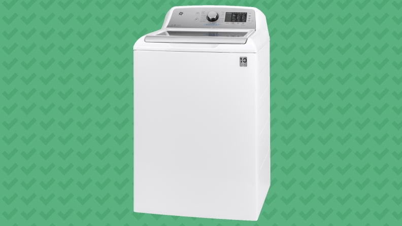 With its great cleaning performance and Deep Rinse and Warm Rinse options, what's not to love about the GE GTW720BSNWS top-load washer?