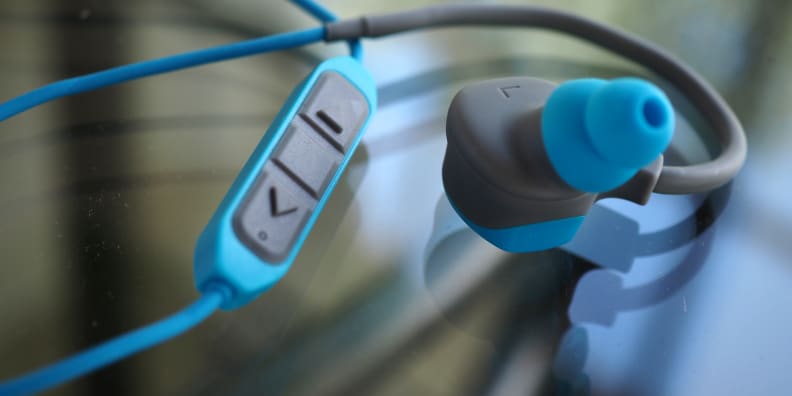 The controls on the Epic2 are typical, but we're not a huge fan of how they're implemented.