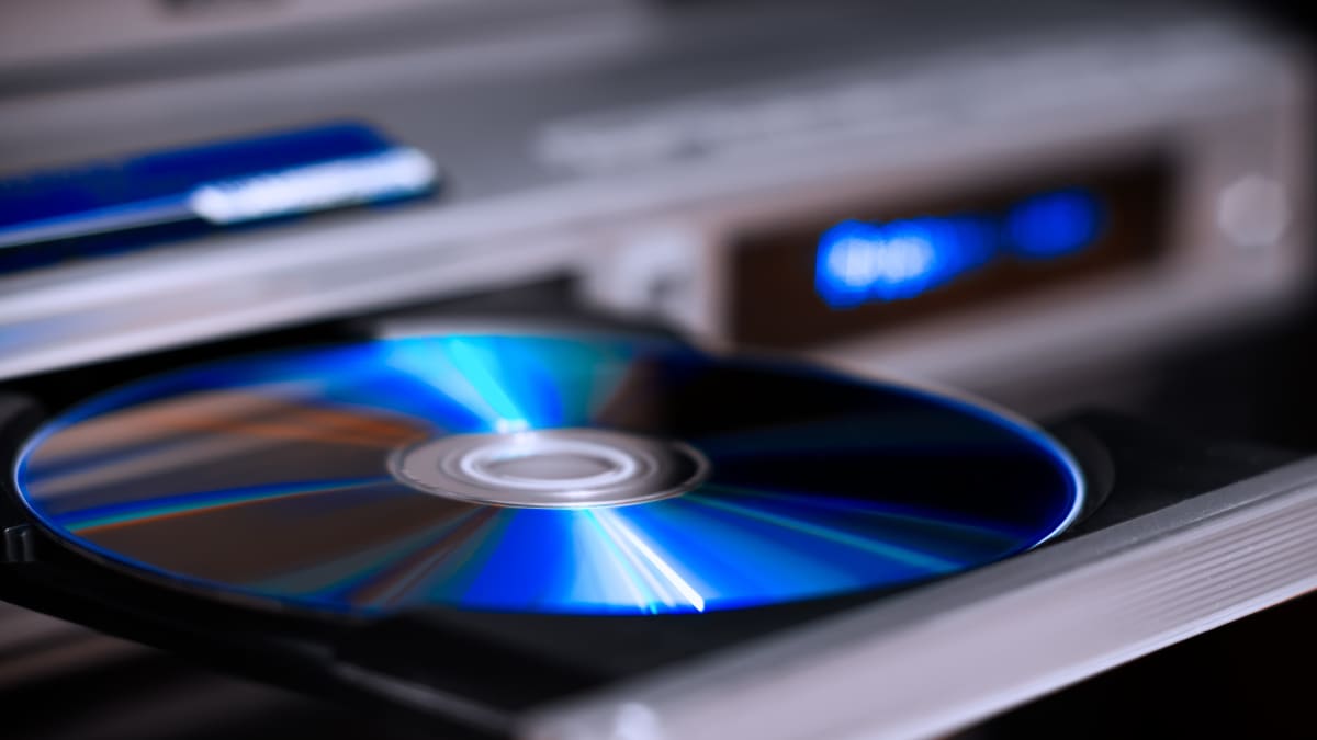 regulere kort ledig stilling Are Blu-ray discs going away, should you buy a Blu-ray player? - Reviewed