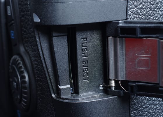 CANON-70D-DESIGN-CARDS.jpg