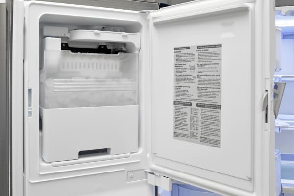 The Kenmore Pro 79993's slim ice maker takes up minimal space while still holding plenty of cubes.