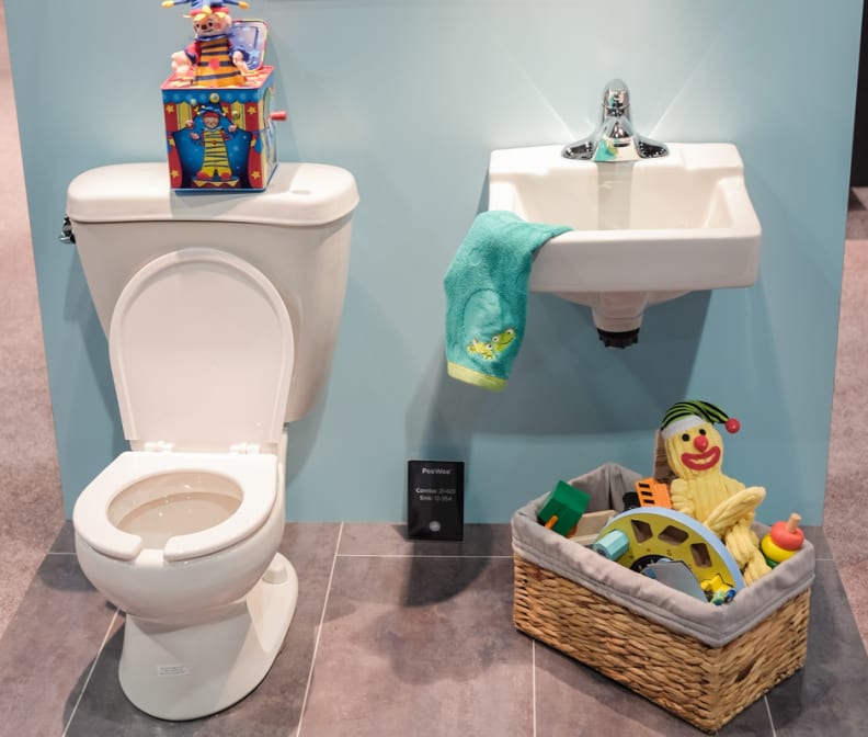 Gerber's "PeeWee" Toilet Helps Children Go as They Grow Reviewed
