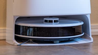 Lefant M3 robot vacuum and mop sits in its docking station