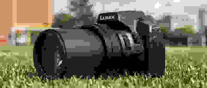 Panasonic Lumux FZ300